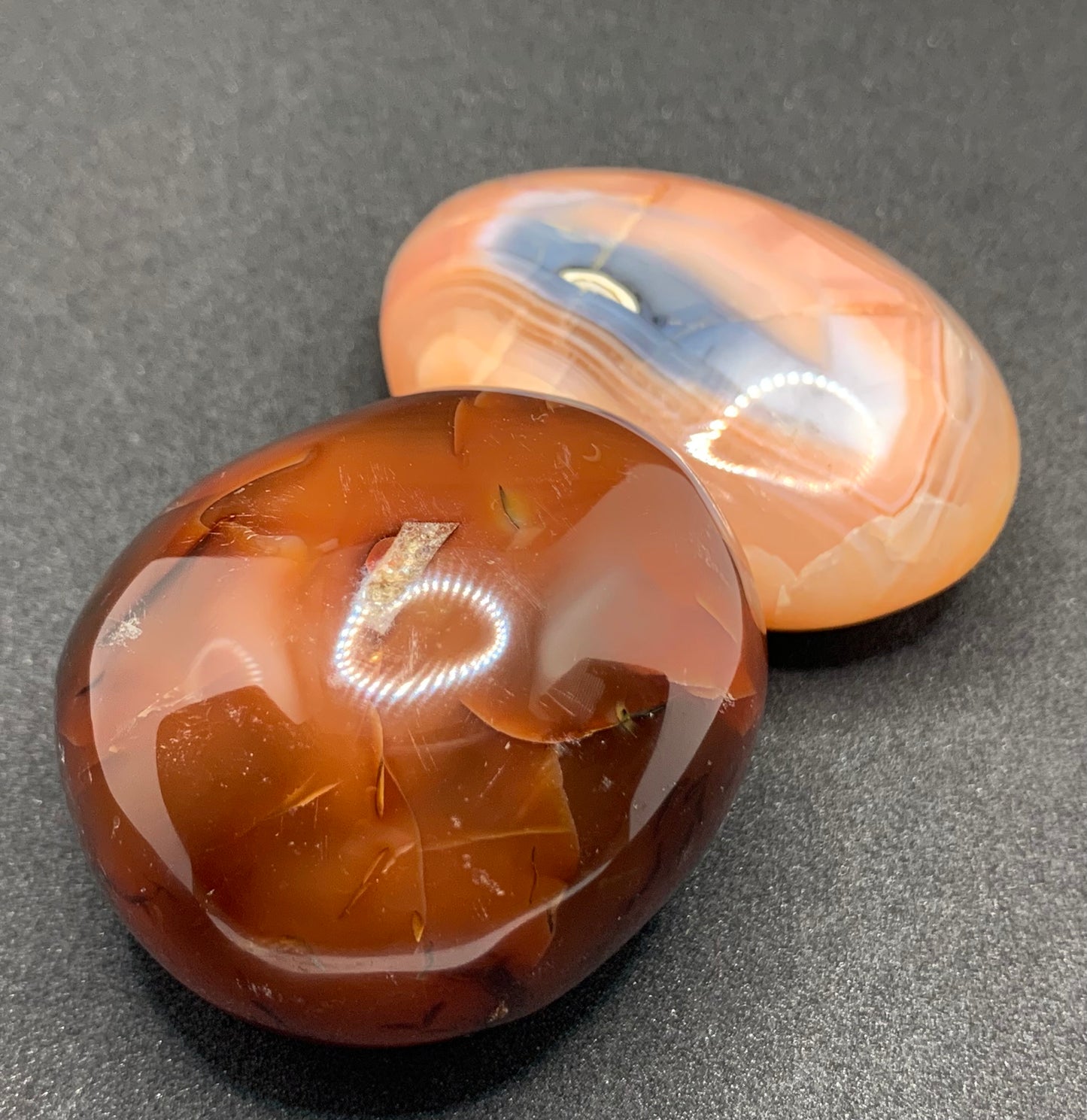 Carnelian Palm Stone (Polished)