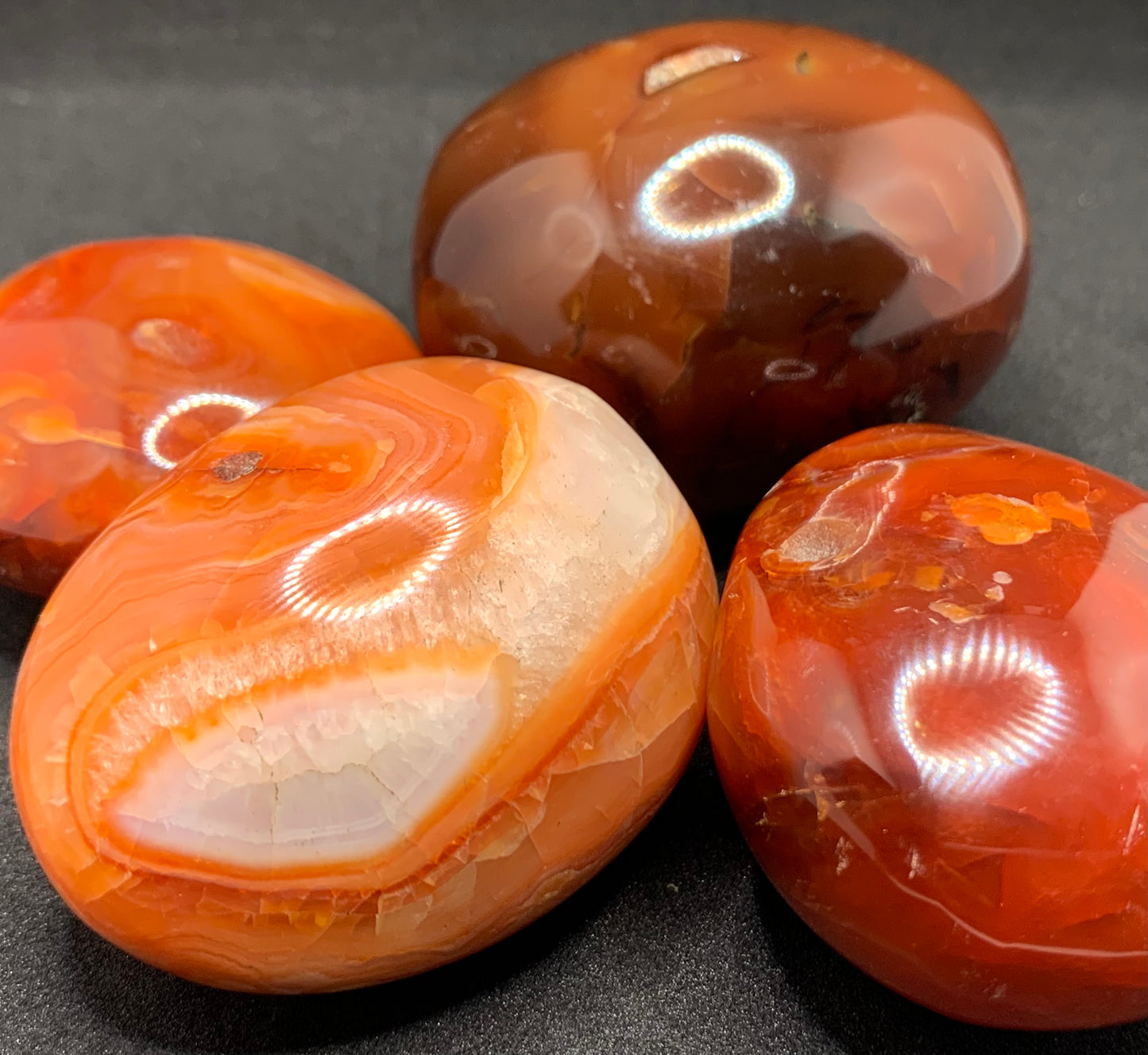 Carnelian Palm Stone (Polished)